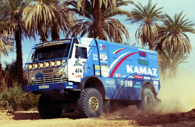 Jak układane są ciężarówki Dakar?