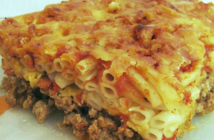 Fotoğraflı etli yemek tarifleri ile spagetti Etli makarna için ilginç ve lezzetli tarifler